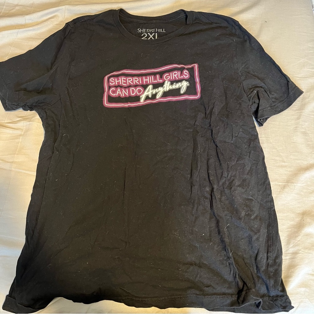 {⭐️ 3/$5} Sherri Hill T-shirt